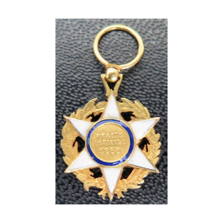 Médaille de chevalier de l'Ordre du mérite agricole en émail et or