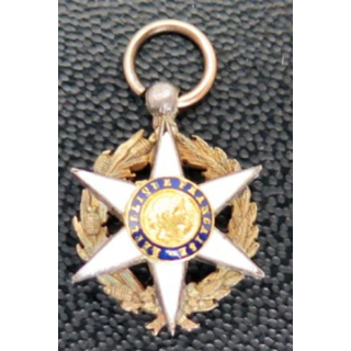 Médaille de chevalier de l'Ordre du mérite agricole en émail et argent