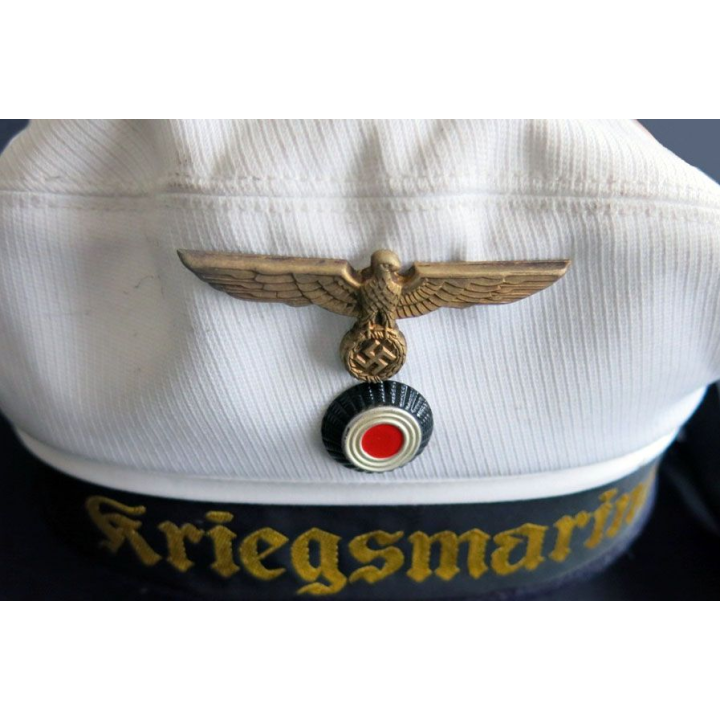 Bachi Kriegsmarine avec coiffe blanche et aigle très bon état