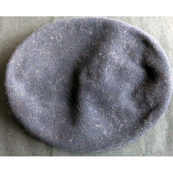 Béret bleu marine TTA de fabrication Pebeo Nay 1982 T.55