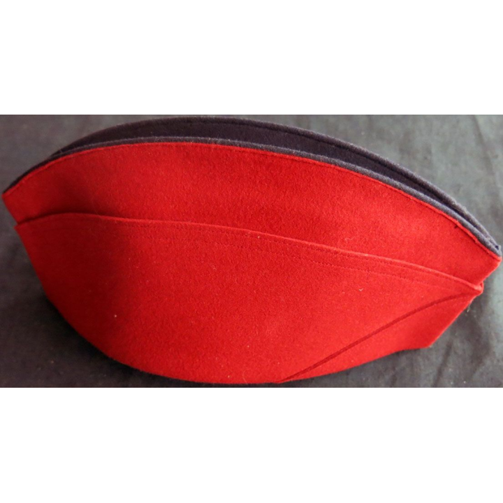 CALOT : calot de zouaves Modèle 1957 en feutre de taille 60 neuf