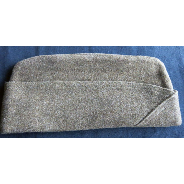 CALOT : calot de la Réserve TTA Modèle 1946 feutre kaki de taille 58 neuf