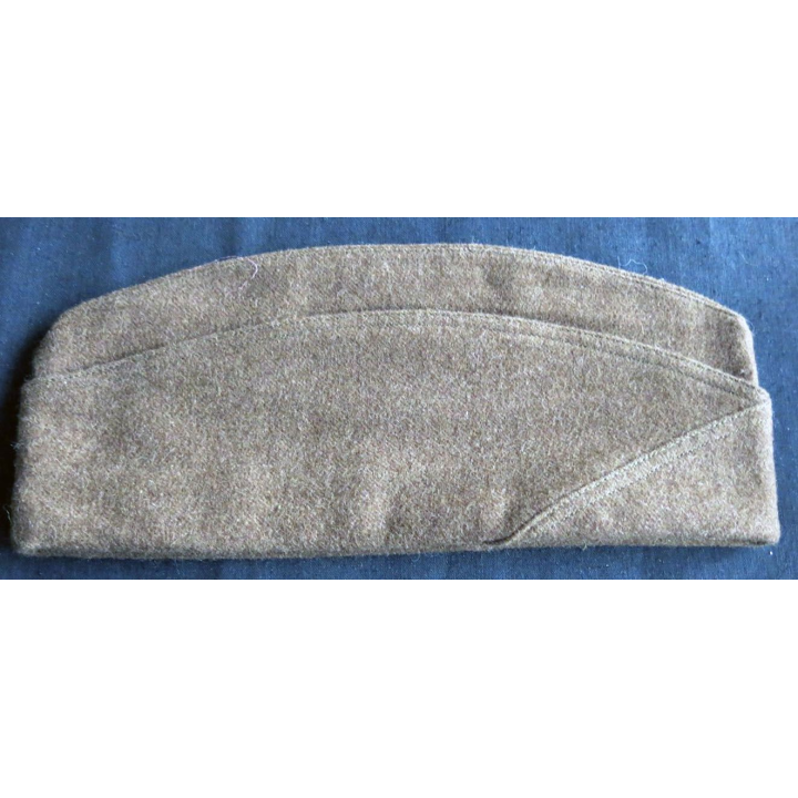 CALOT : calot règlementaire TTA Modèle 1944 feutre kaki de taille 58 neuf
