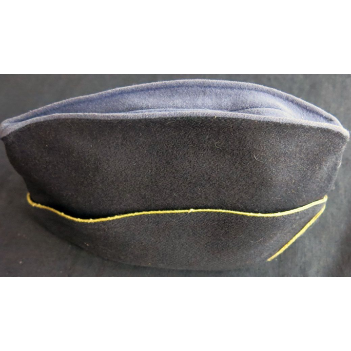 CALOT : calot de gradé de la gendarmerie mobile ou garde Modèle 1954  taille 56