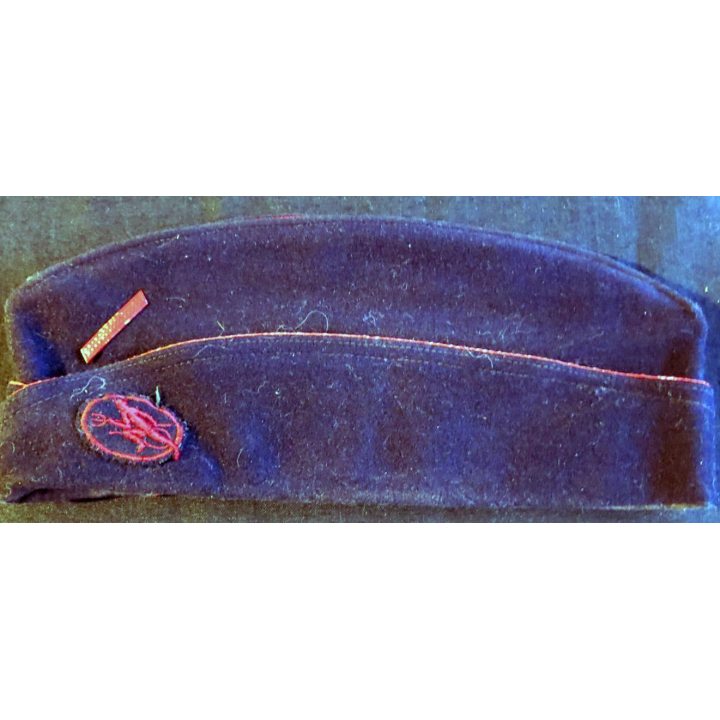 CALOT : calot de 1° cl du 152° régiment infanterie Modèle 1957 taille 56  écusson