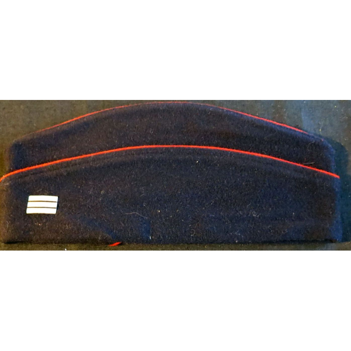 CALOT : calot capitaine d'infanterie métropolitaine Modèle 1957 feutre de taille 57 neuf