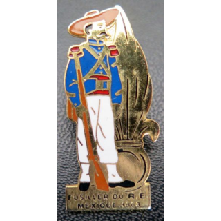 LEGION : Pin's d'un fusiller légionnaire Mexique 1863