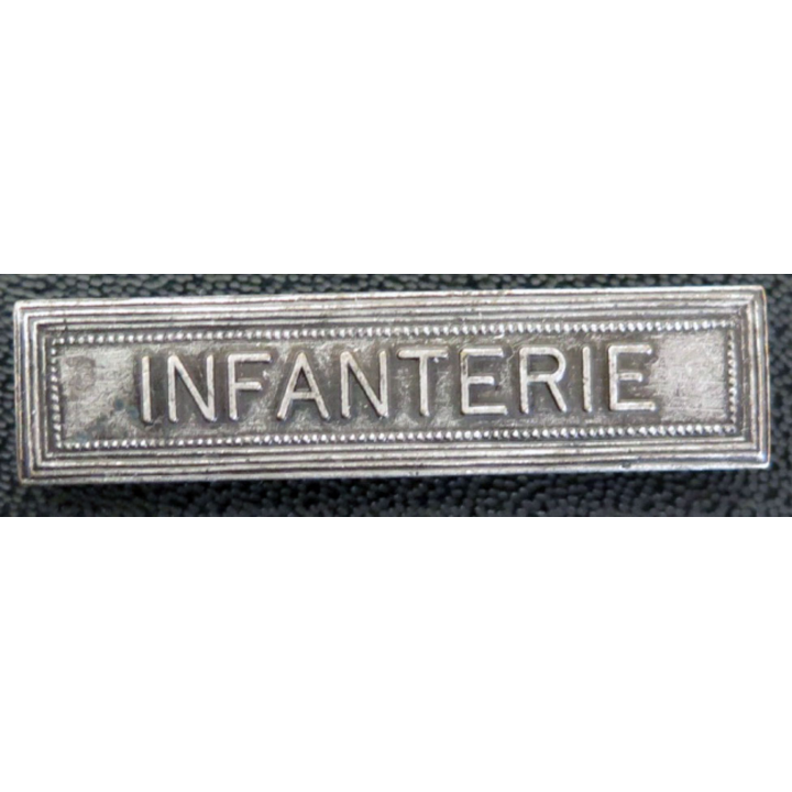 Barrette " INFANTERIE " en métal argenté