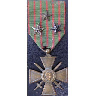 Croix de guerre 1914-1917 avec trois citations ( étoiles de bronze)