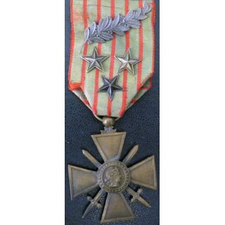 Croix de guerre 1914-1916 avec quatre citations 1 palme et 3 étoiles