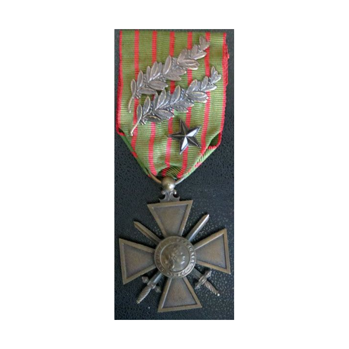 Croix de guerre 1914-1916 avec trois citations 2 palmes et 1 étoile