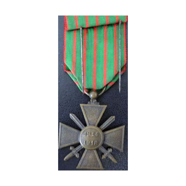 Croix de guerre 1914-1918 avec quatre citations 1 palme et 3 étoiles