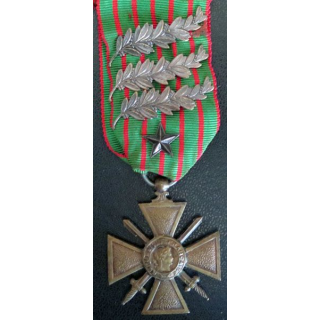Croix de guerre 1914-1918 avec quatre citations 3 palmes et 1 étoile