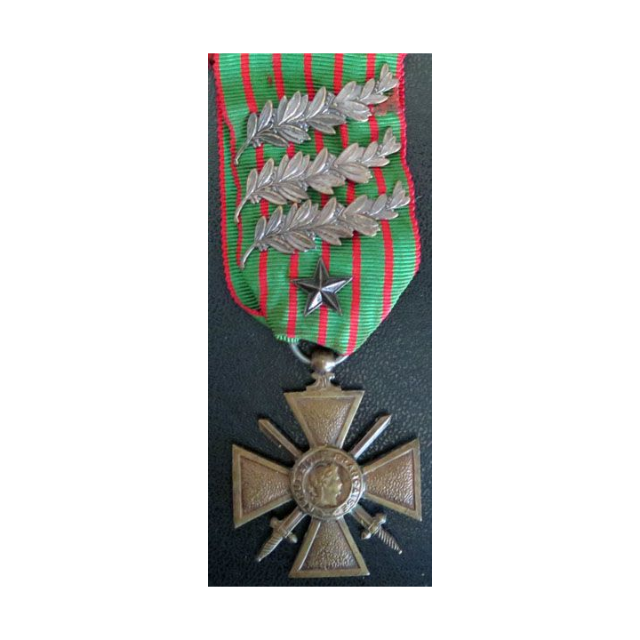 Croix de guerre 1914-1918 avec quatre citations 3 palmes et 1 étoile