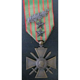 Croix de guerre 1914-1918 avec trois citations 1 palme et 2 étoiles