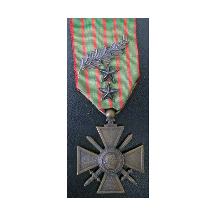 Croix de guerre 1914-1918 avec trois citations 1 palme et 2 étoiles