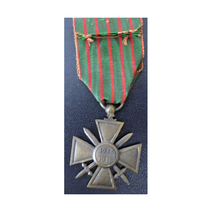 Croix de guerre 1914-1918 avec trois citations ( étoiles de bronze)