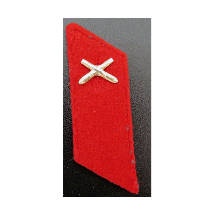 URSS : insigne de col de l'artillerie de l'armée soviétique