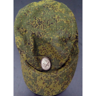 RUSSIE : casquette camouflée de l'armée russe de taille 57 avec insigne frontal