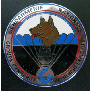 EPIGN : groupe cynophile recherche explosifs de l'EPIGN Boussemart 2002 N° 36 A