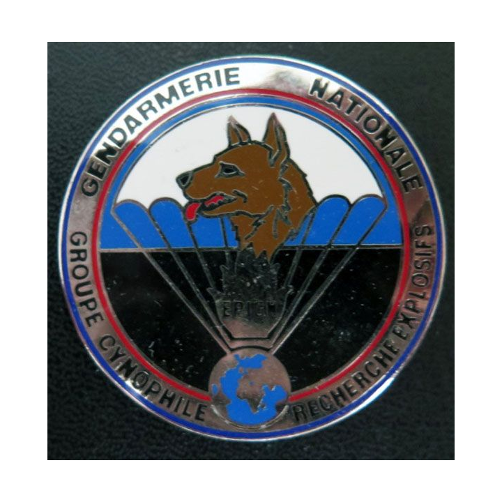 EPIGN : groupe cynophile recherche explosifs de l'EPIGN Boussemart 2002 N° 36 A
