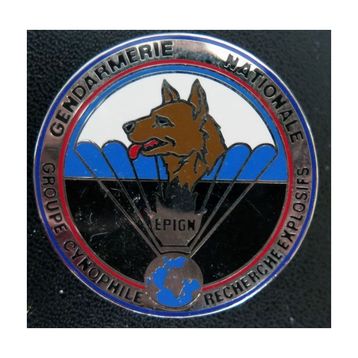EPIGN : groupe cynophile recherche explosifs de l'EPIGN Boussemart 2002 N° 38 A