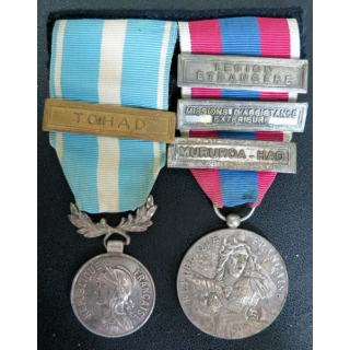 médaille d'outre mer agrafe Tchad défense nationale argent 3 agrafes