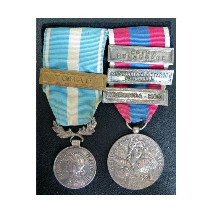 médaille d'outre mer agrafe Tchad défense nationale argent 3 agrafes