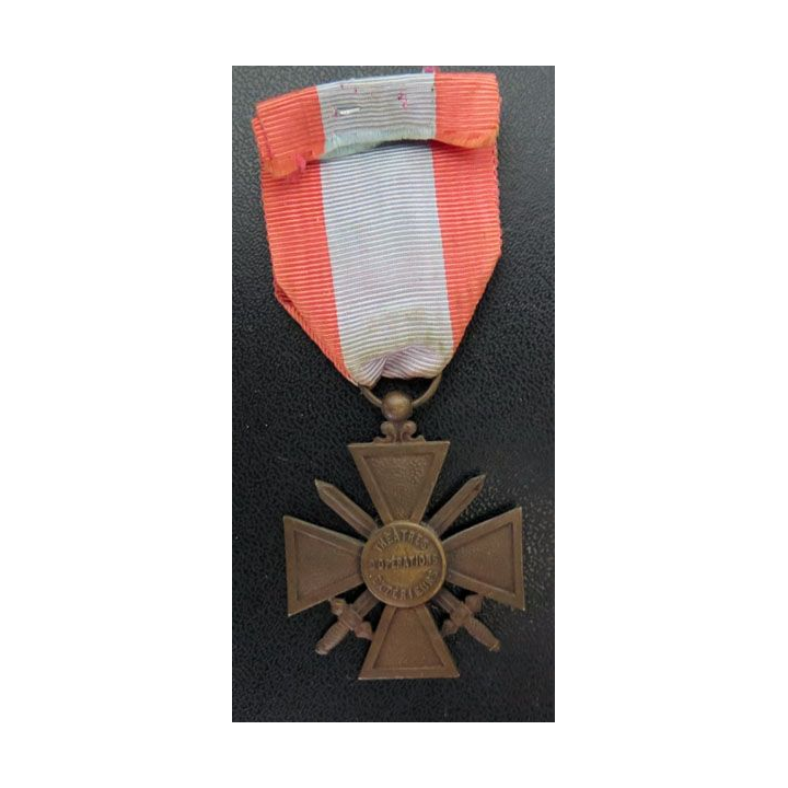 Croix guerre théâtres opérations extérieures 2 palmes étoile TOE