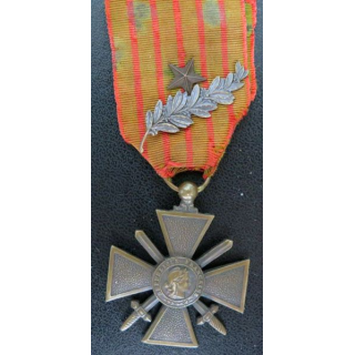 Croix de guerre 1914-1918 avec trois citations 1 palme et 1 étoile