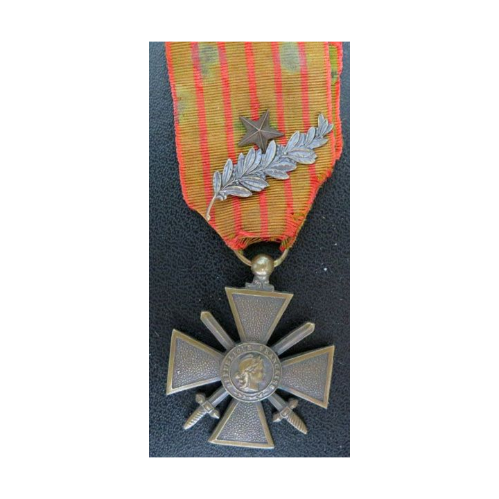 Croix de guerre 1914-1918 avec trois citations 1 palme et 1 étoile