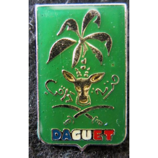 PIN'S DIVISION DAGUET : pin's métallique de la division Daguet 25 mm