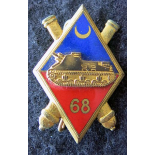 68° RA : insigne métallique du 68° régiment d'artillerie de fabrication Drago H. 197 en émail