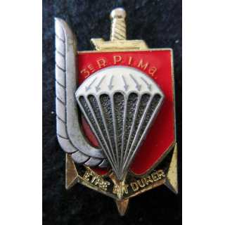 3° RPIMA : insigne métallique du 3° régiment parachutiste d'infanterie de marine de fabrication Delsart G. 445 relief