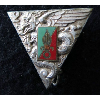 2° REP : insigne du 2° régiment étranger parachutiste réalisé par Drago Paris G.1948 en émail