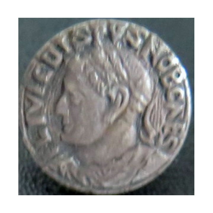 bouton de manchette diamètre 1,7 cm pièce de monnaie ?