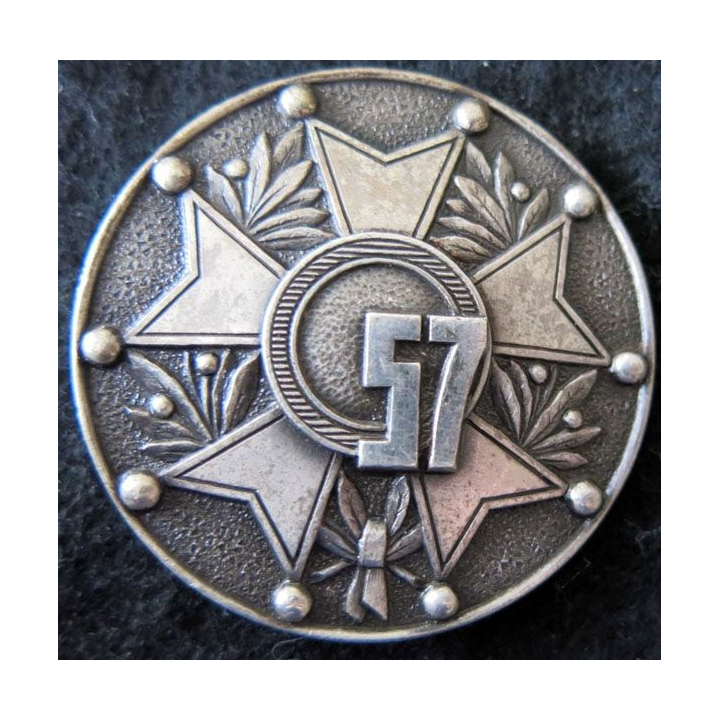 57° RI : Insigne béret du Commando de chasse du 57° régiment d'infanterie en Algérie de fabrication Drago Paris