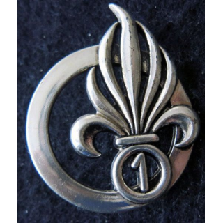 1° REC : Insigne béret du 1° régiment étranger de cavalerie fabrication Coinderoux G. 3840 argenté