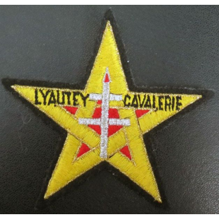 1° RSM : insigne métallique du 1° régiment de spahis marocains de fabrication Drago G. 1827