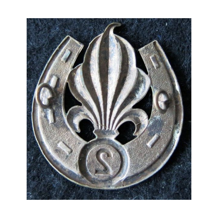 2° REI : insigne béret du 2° régiment étranger d'infanterie en Algérie fabrication non spécifiée