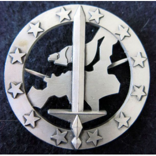 CORPS EUROPÉEN : Insigne de béret du Corps Européen de fabrication AB Paris