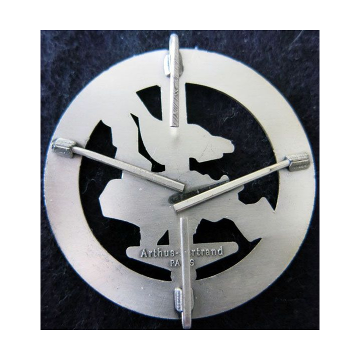 CORPS EUROPÉEN : Insigne de béret du Corps Européen de fabrication AB Paris