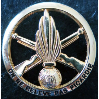 1° RI : insigne béret 1° régiment infanterie "on ne relève pas Picardie" LR Paris