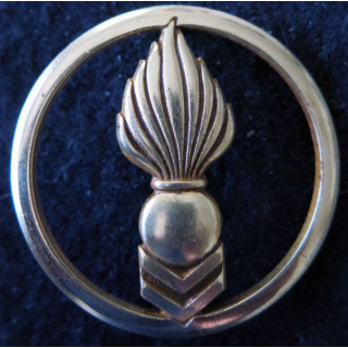 CTA : insigne de béret du corps technique et administratif doré de fabrication Coinderoux