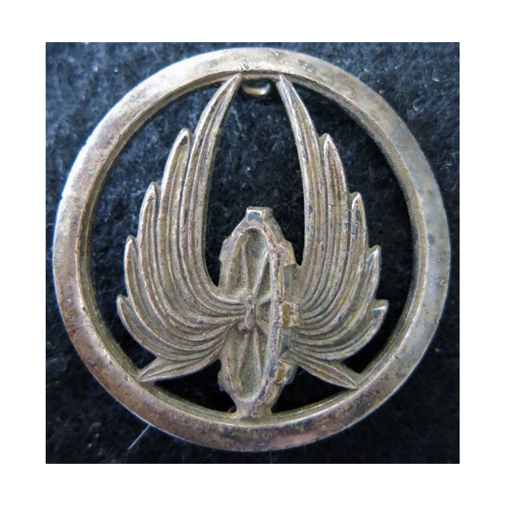 Insigne de béret du train de fabrication Coinderoux Paris noirci