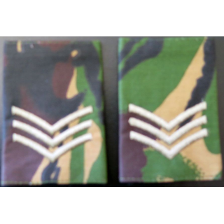 fourreau camouflé de sergent de l'armée anglaise (vendu par paire) neuf