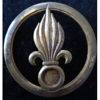 LÉGION : insigne de béret d'infanterie  de la légion étrangère de fabrication Coinderoux