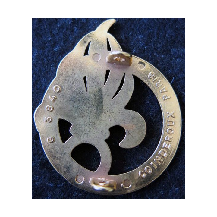 COMLE : insigne de béret du commandement de la Légion étrangère de fabrication Coinderoux G. 3840