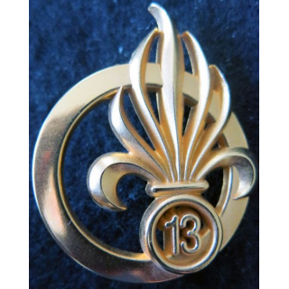 13° DBLE : insigne de béret de la 13° demi brigade de la Légion étrangère de fabrication Guymo Paris G. 3840