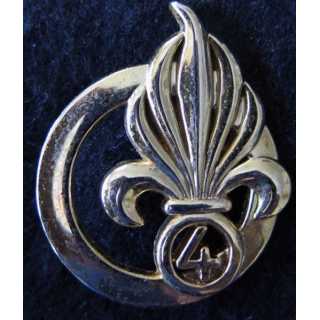 INSIGNE DE BÉRET 4° RE : insigne de béret du 4° régiment étranger de fabrication LR Paris G. 3840